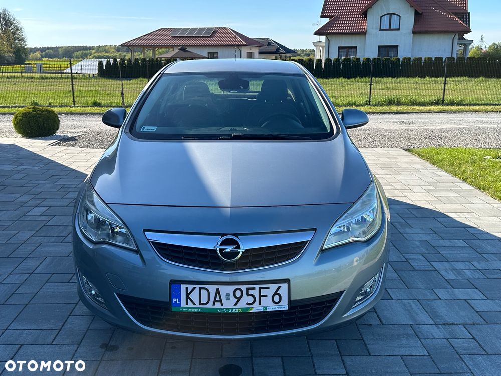 Opel Astra 1.4 Enjoy - 2