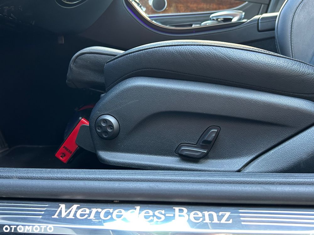 Mercedes-Benz Klasa E 220 d Avantgarde - 31