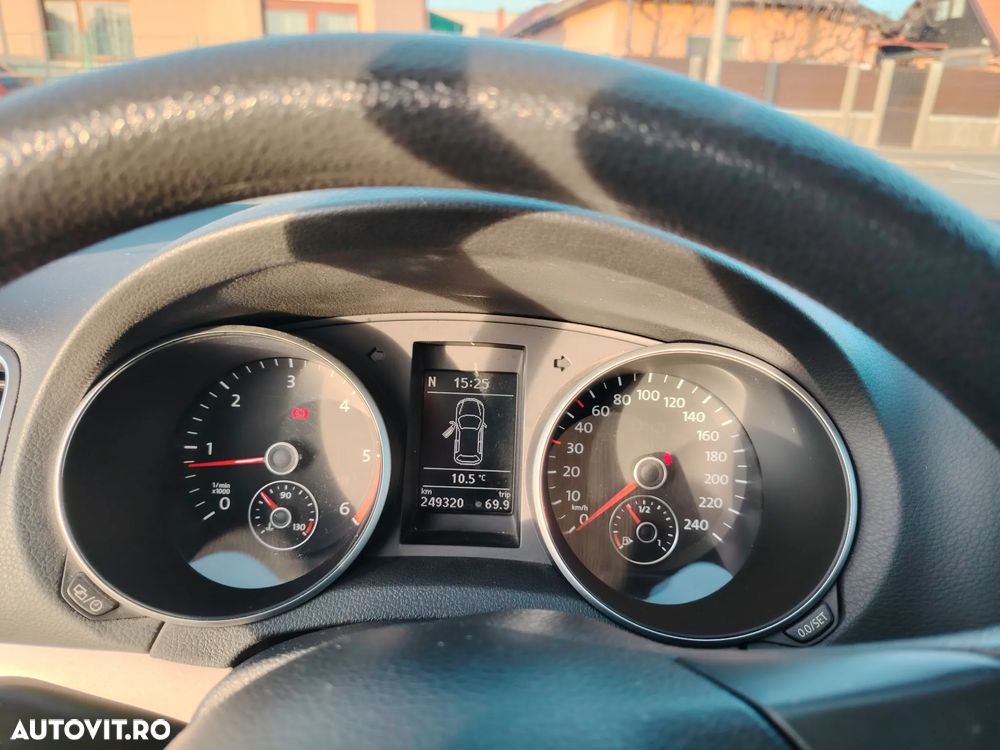 Volkswagen Golf 1.6 TDI BMT Trendline - 11