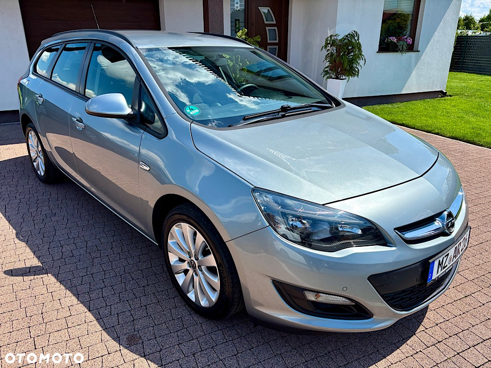 Opel Astra IV 1.4 T Cosmo - 19