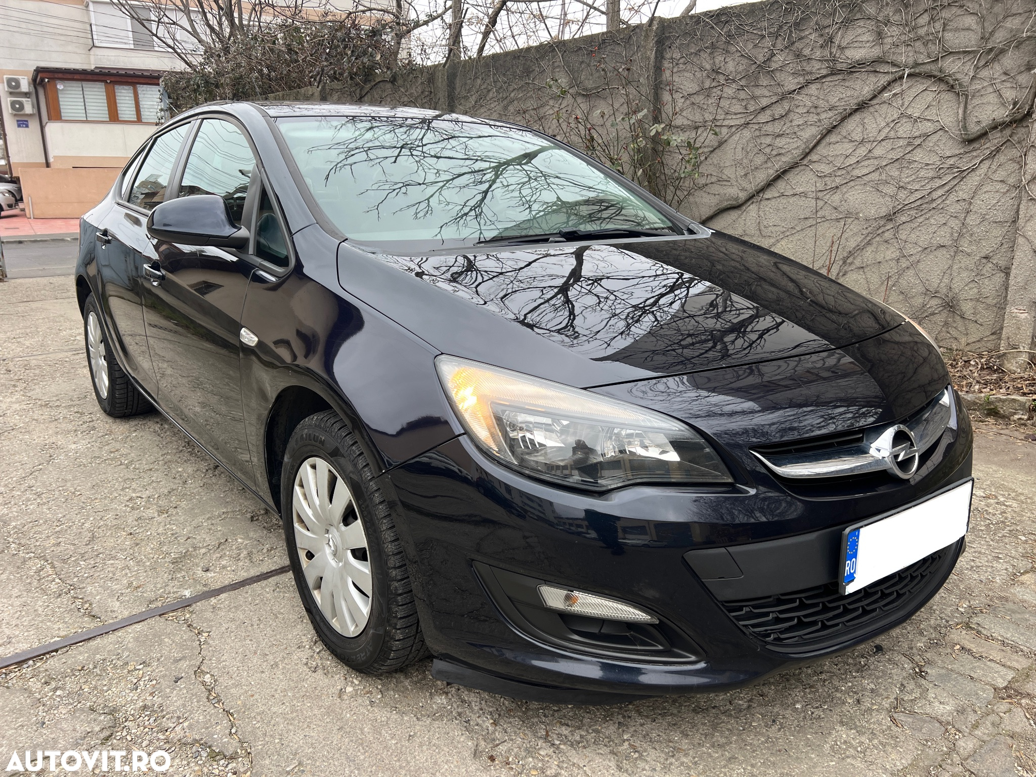 Opel Astra 1.6 TWINPORT ECOTEC Cosmo Aut - 9