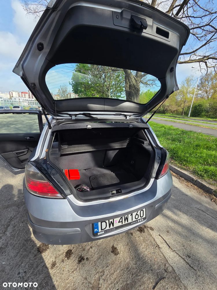 Opel Astra 1.6 Enjoy - 10