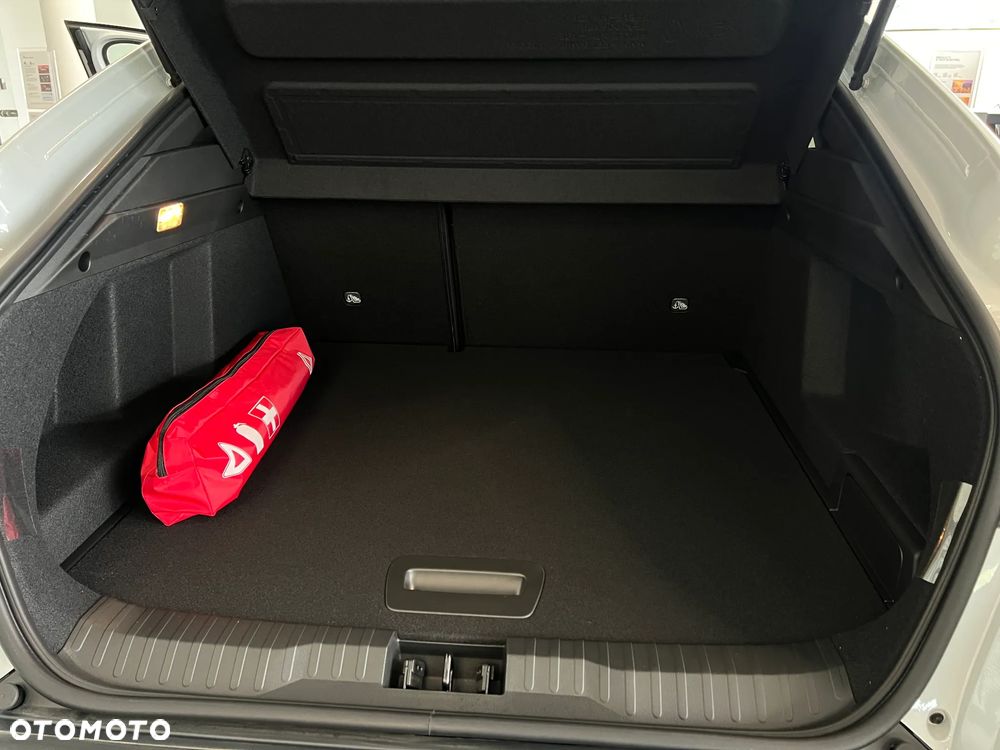 Renault Arkana 1.6 E-TECH Techno MMT - 12