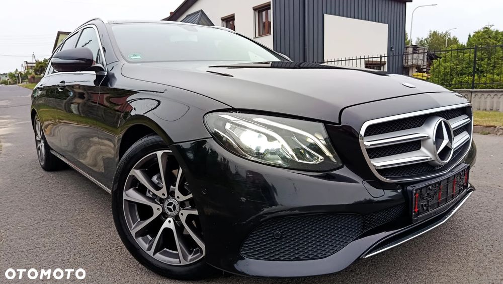 Mercedes-Benz Klasa E 220 d 9G-TRONIC - 37