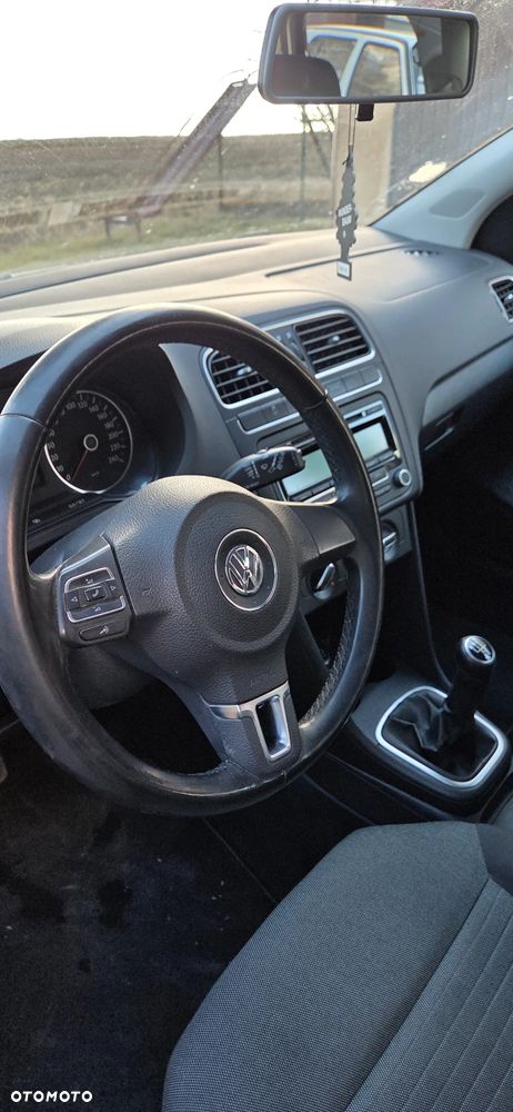 Volkswagen Polo 1.6 TDI DPF Comfortline - 25