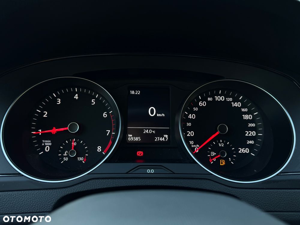 Volkswagen Passat 1.5 TSI EVO Essence - 26