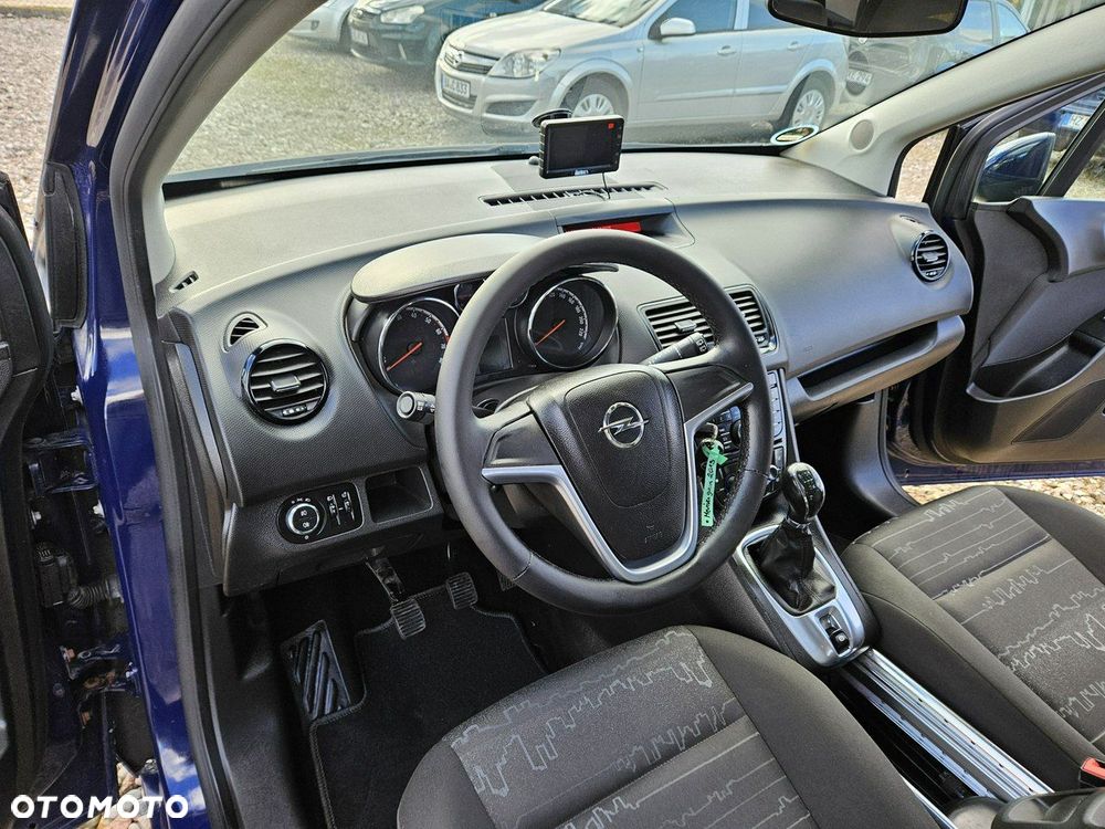 Opel Meriva - 8