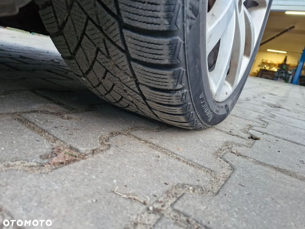 Audi A4 Avant 2.0 TDI - 5