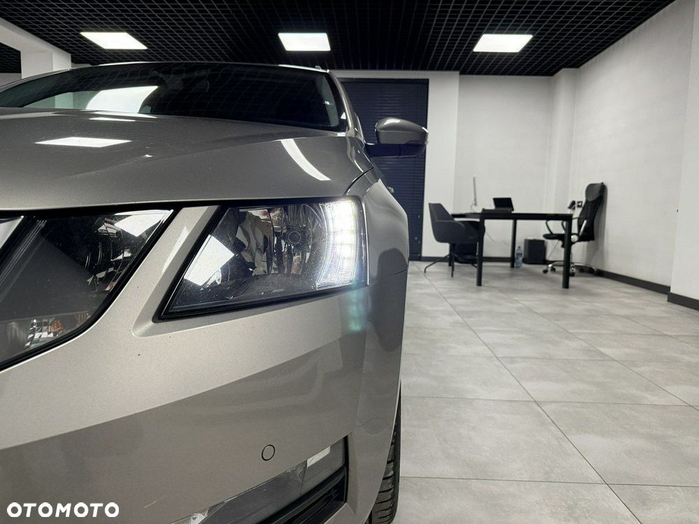 Skoda Octavia 2.0 TDI DSG Drive - 9