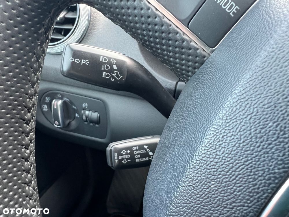 Audi A3 Sportback 1.4 TFSI Attraction - 30