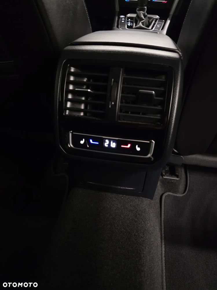 Volkswagen Arteon Shooting Brake 2.0 TDI SCR DSG Elegance - 21