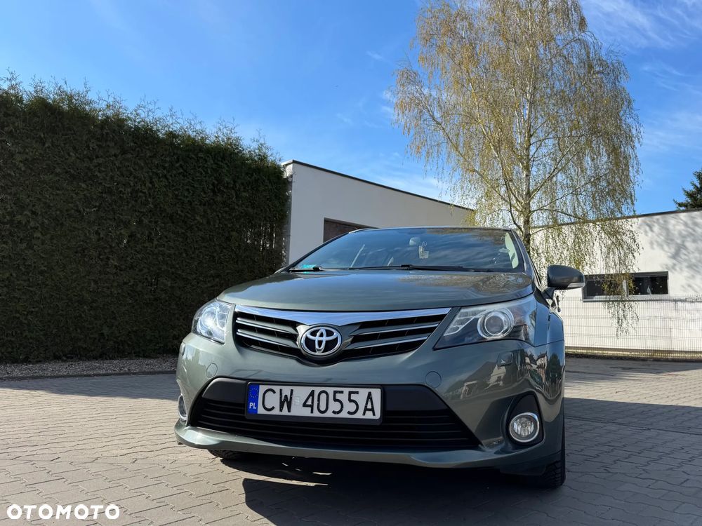 Toyota Avensis - 4