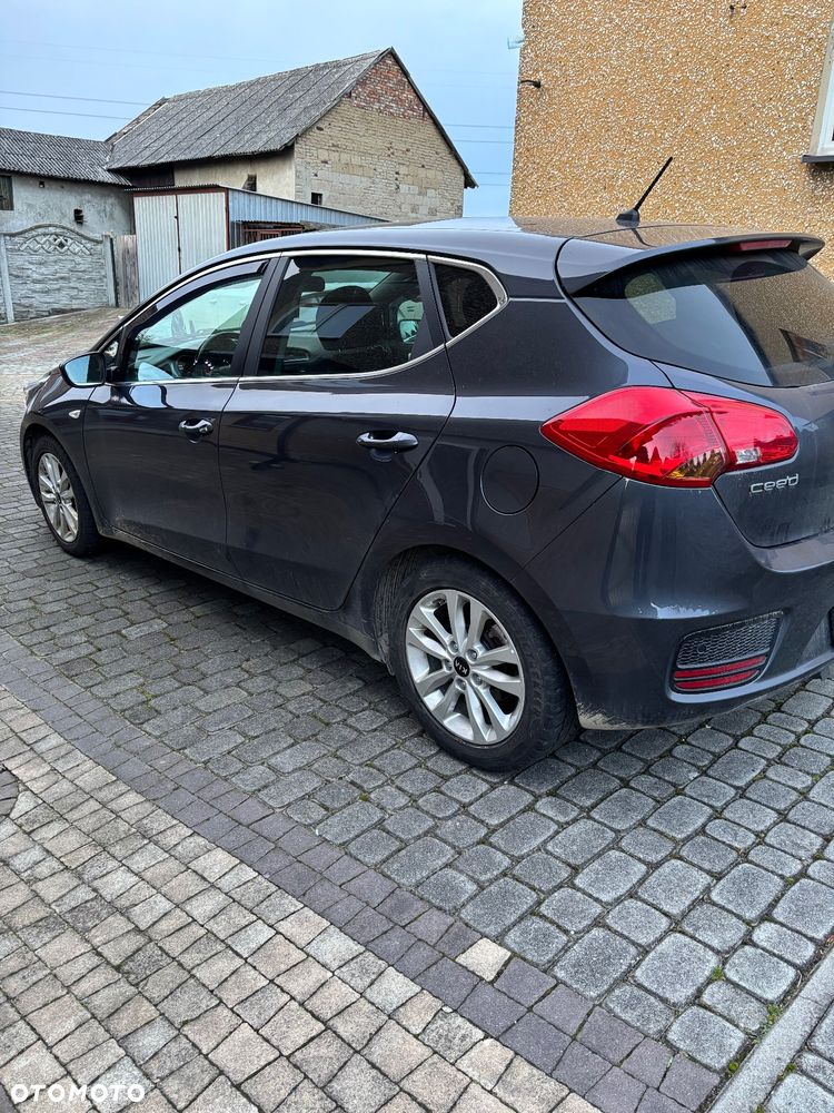 Kia Ceed 1.4 L Business Line - 3