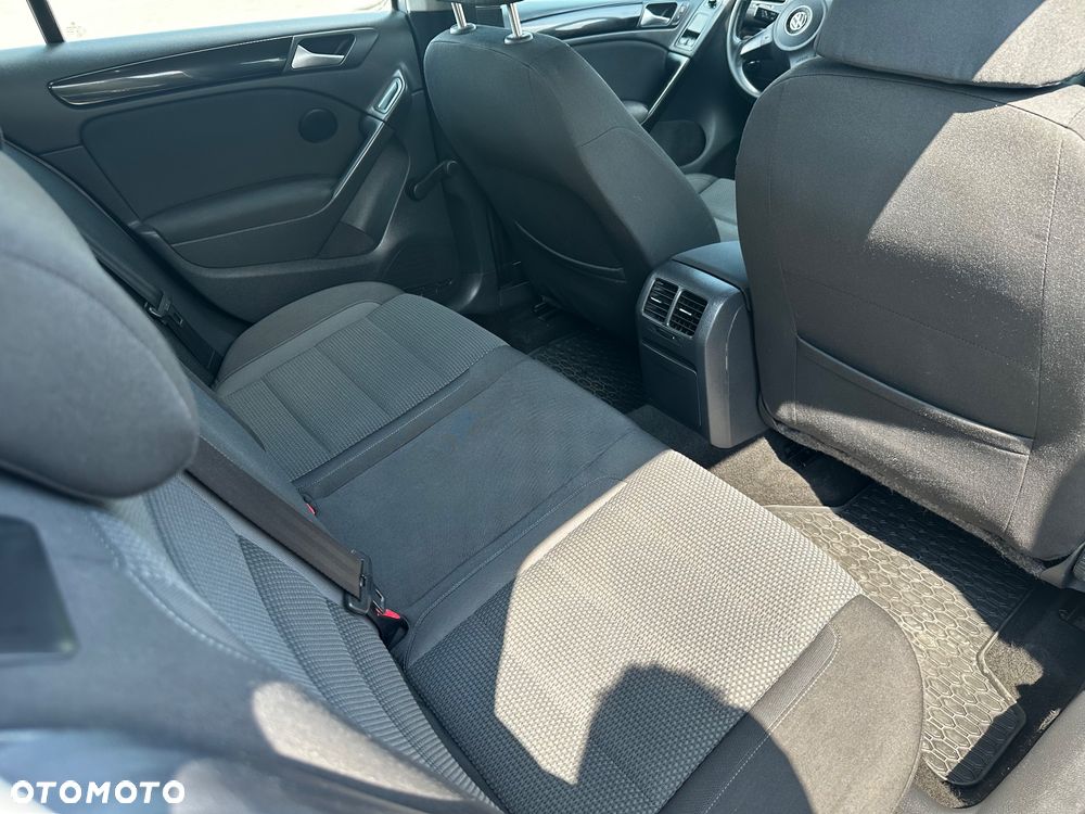 Volkswagen Golf 1.6 Highline - 14