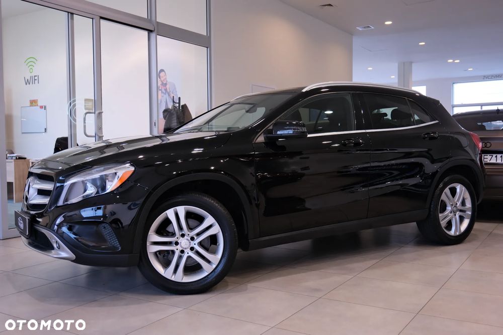 Mercedes-Benz GLA 250 4-Matic - 23