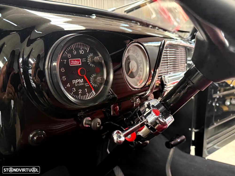 Ford F-100 F1 V8 5.7 - 33