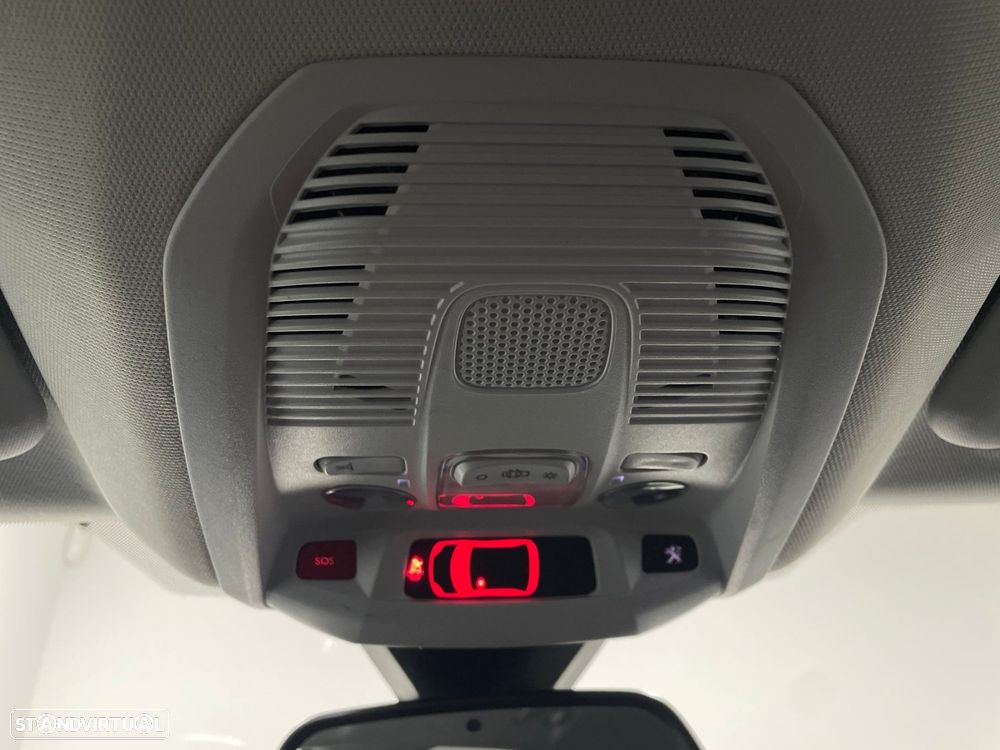 Peugeot 3008 1.2 PureTech Allure EAT8 - 57