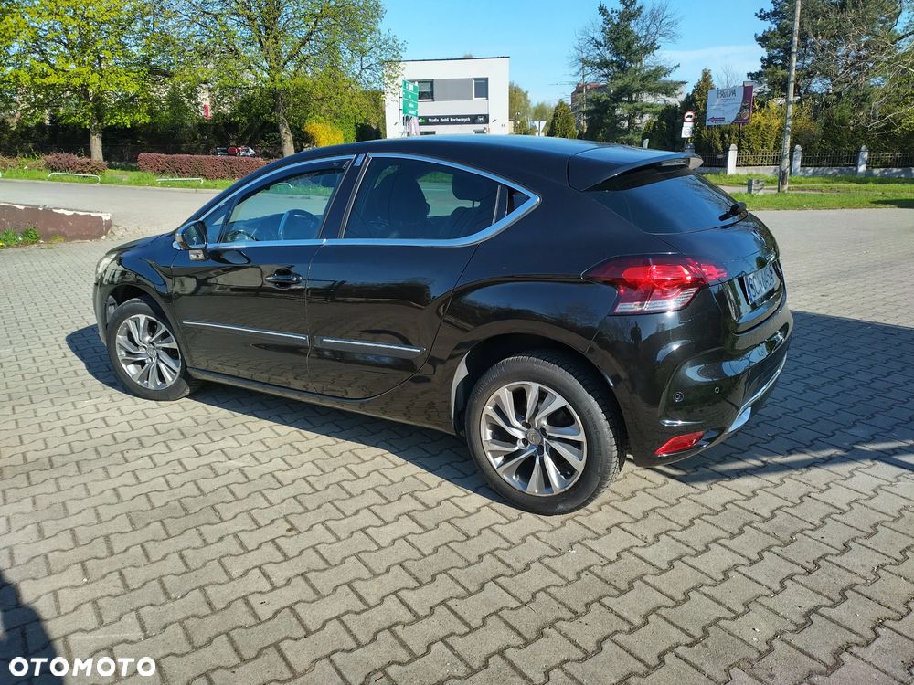 Citroën DS4 HDi 165 SportChic - 4