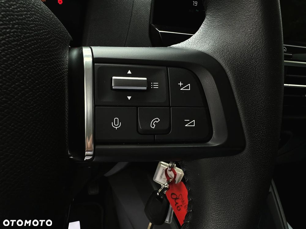 Citroën C4X PureTech 100 Stop&Start FEEL - 22