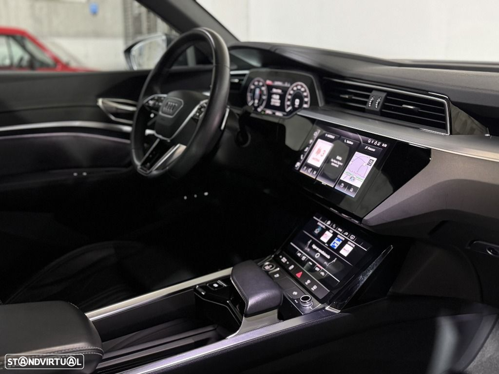 Audi Q8 e-Tron Sportback - 14