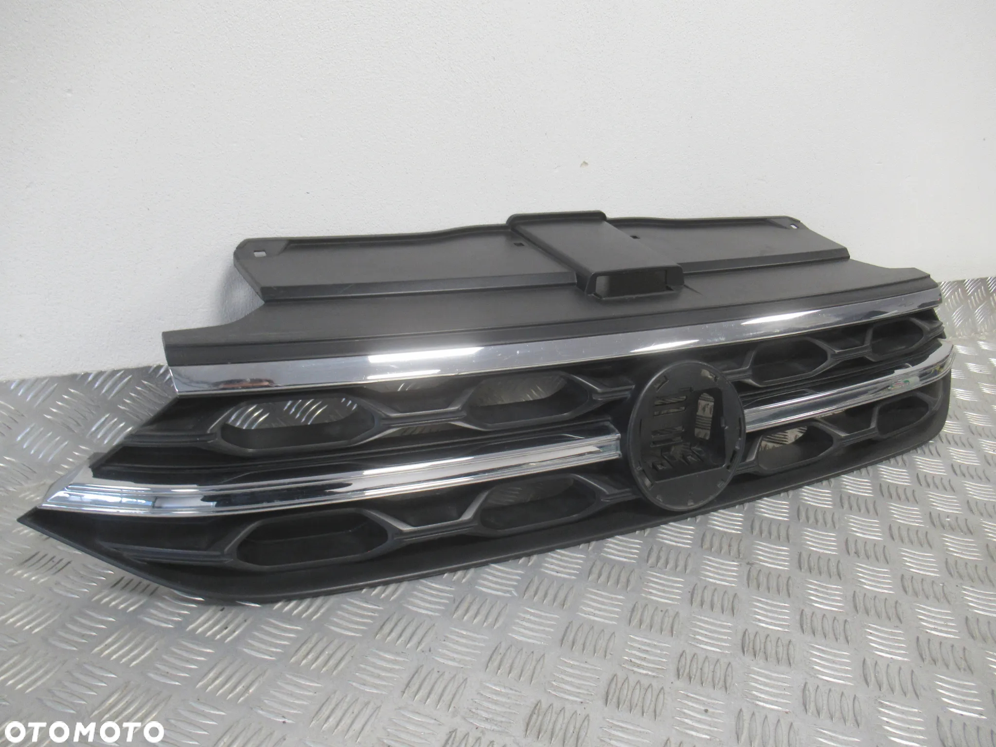 GRILL GRIL ATRAPA VW T-ROC R-LINE LIFT 2GA853651 2GA853653H 2021 - 3