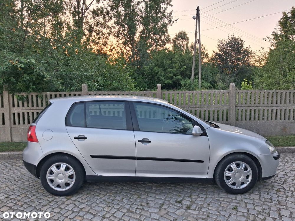 Volkswagen Golf - 3