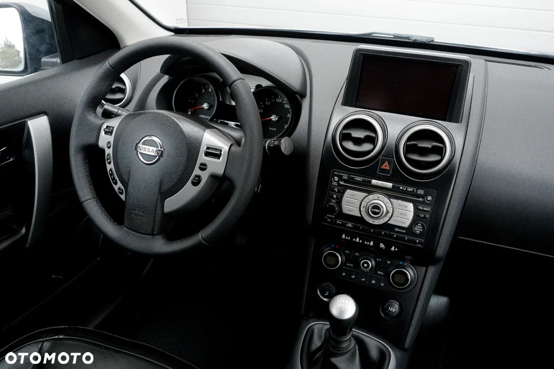 Nissan Qashqai 2.0 4x4 Tekna - 36