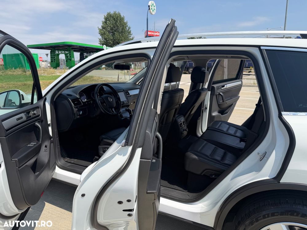Volkswagen Touareg 3.0 V6 TDI BMT - 11