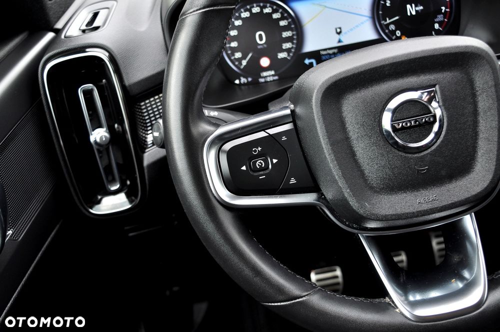 Volvo XC 40 - 28