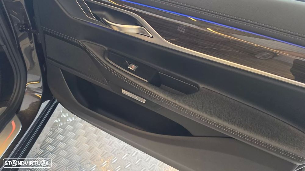 BMW 730 d - 61