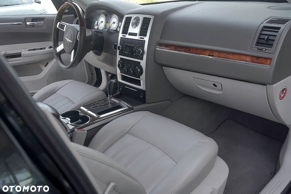 Chrysler 300C 3.0 V6 CRD - 7