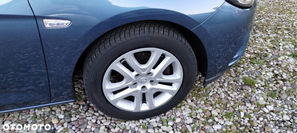 Opel Astra 1.4 Turbo Edition - 40