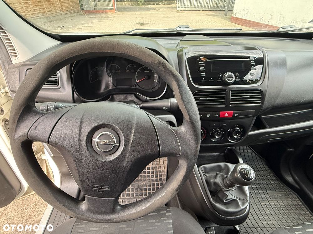 Opel Combo - 11