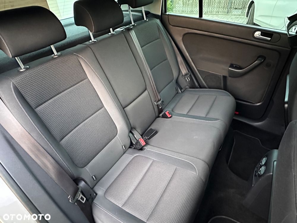 Volkswagen Golf Plus 1.6 TDI DPF DSG Team - 23