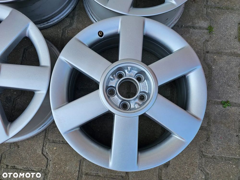 5x100 16'' 6J ET35 Audi OE A2 A3 8L 8Z0601025B - 4