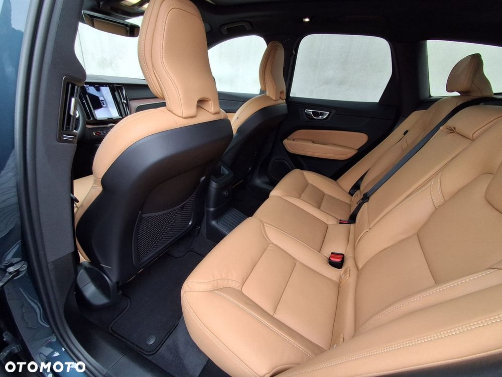 Volvo XC 60 - 11