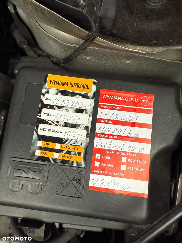 Peugeot 2008 1.2 Pure Tech Access EU6 - 38