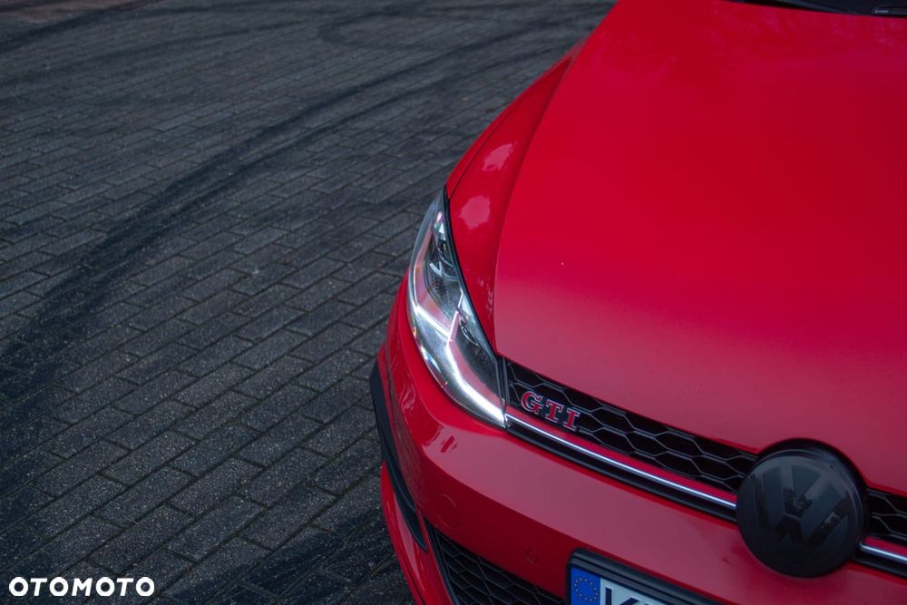 Volkswagen Golf 2.0 TSI BMT GTI Performance DSG - 4