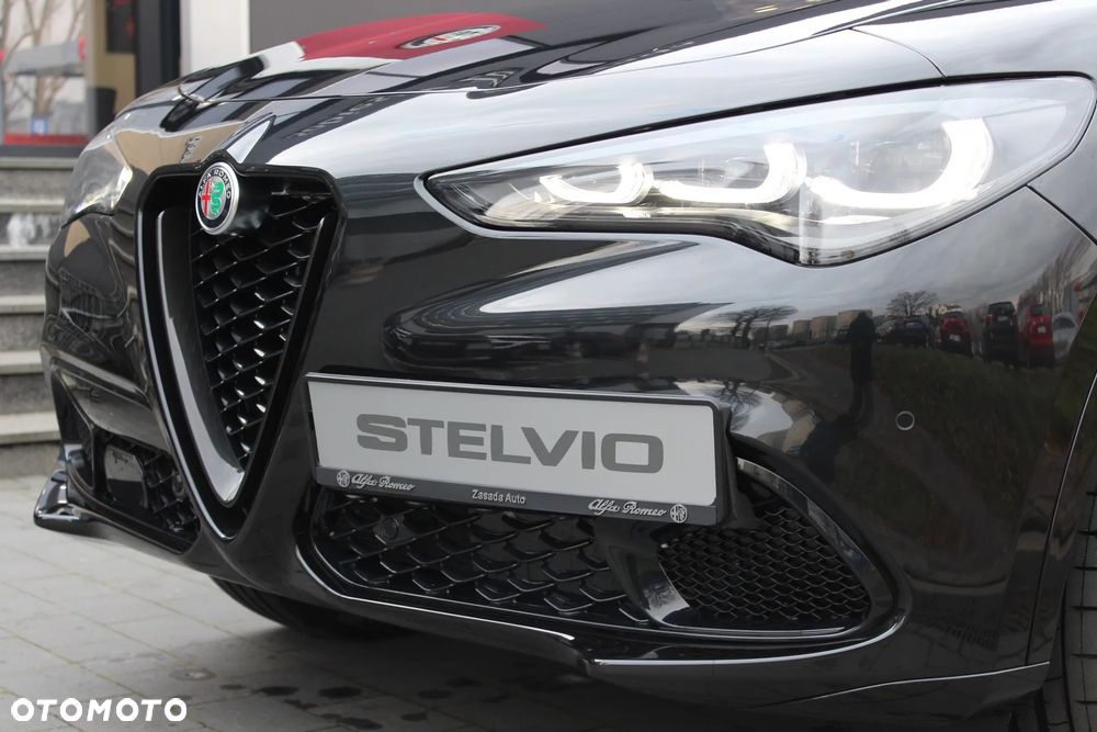 Alfa Romeo Stelvio 2.0 Turbo Veloce Q4 - 8