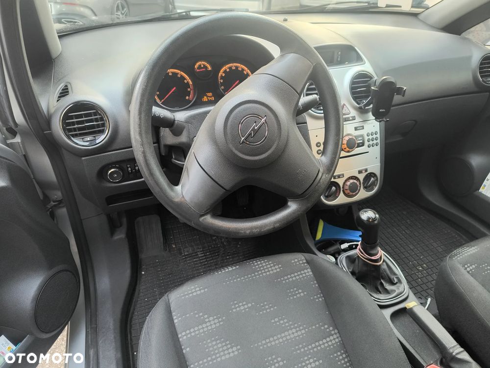 Opel Corsa 1.2 16V Essentia (klm) - 9