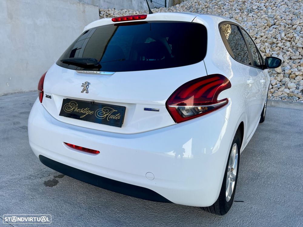 Peugeot 208 1.2 VTi Active - 12