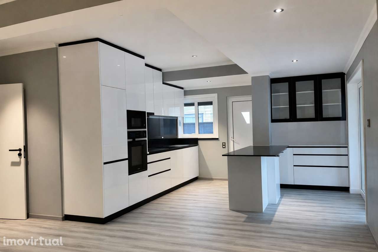 Moradia T3 em Chipar de Cima, Vilarinho do Bairro - Grande imagem: 2/20