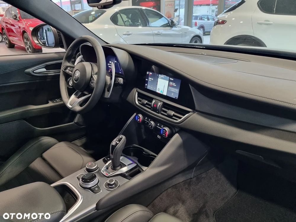 Alfa Romeo Giulia 2.0 Turbo Veloce Q4 - 16