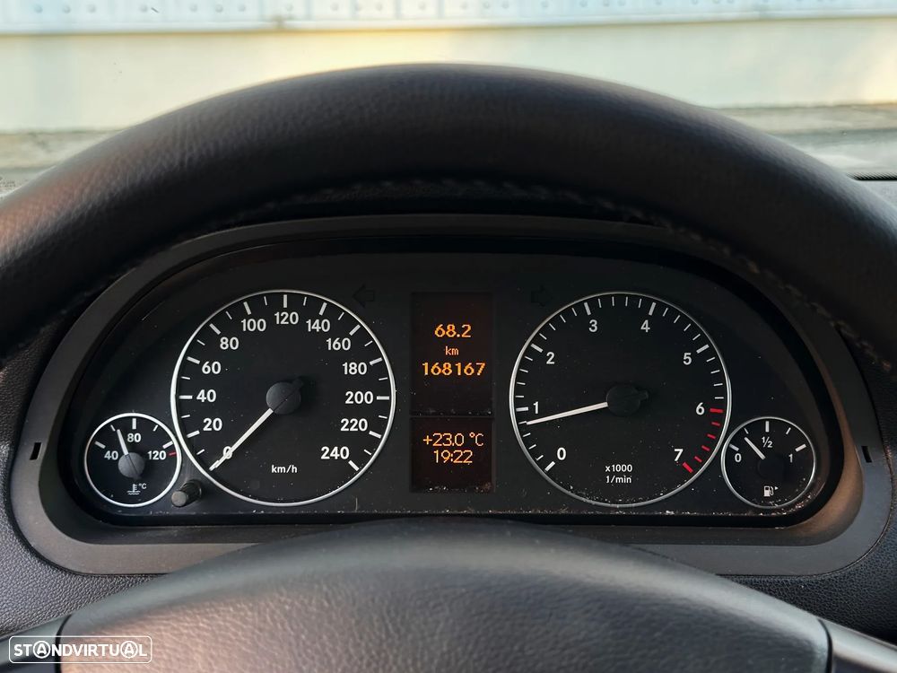 Mercedes-Benz A 160 Classic BlueEfficiency - 14