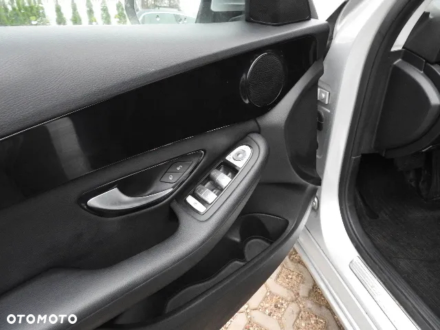 Mercedes-Benz Klasa C 180 (BlueTEC) d 7G-TRONIC - 13