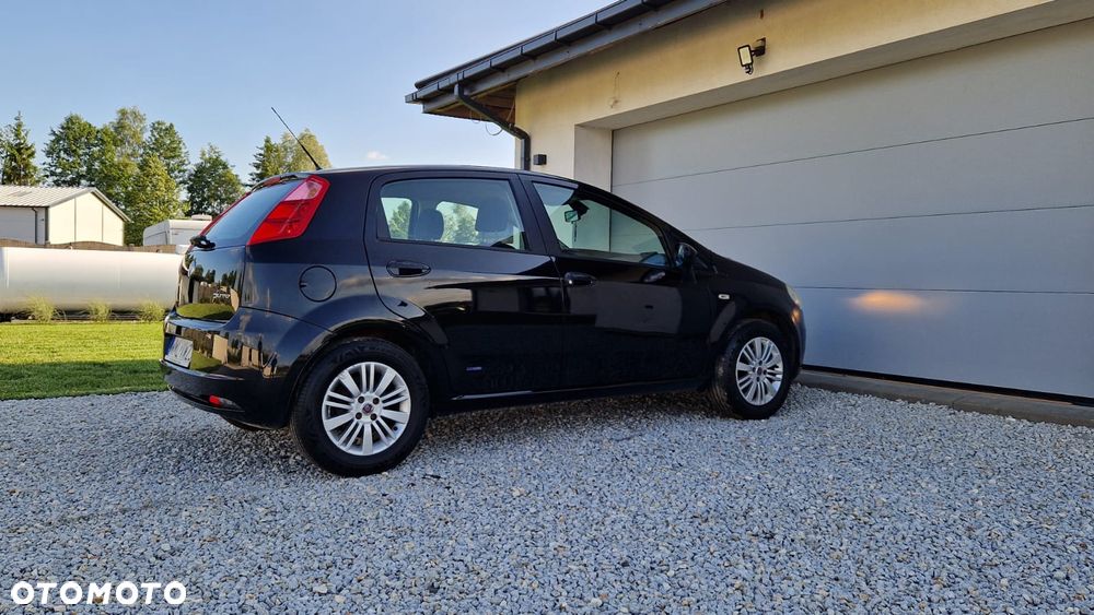 Fiat Grande Punto - 12