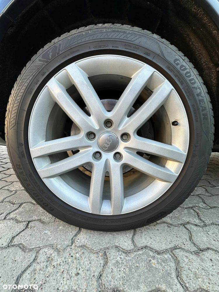 Audi Q7 - 16