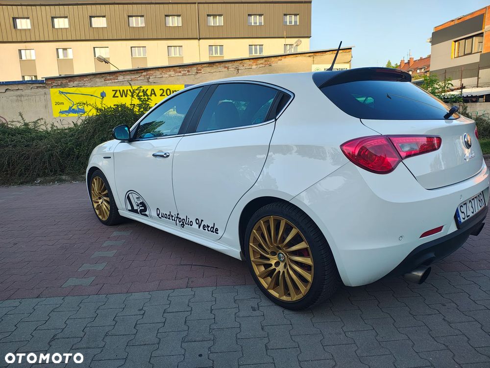 Alfa Romeo Giulietta 1750 TBi Quadrifoglio Verde - 3