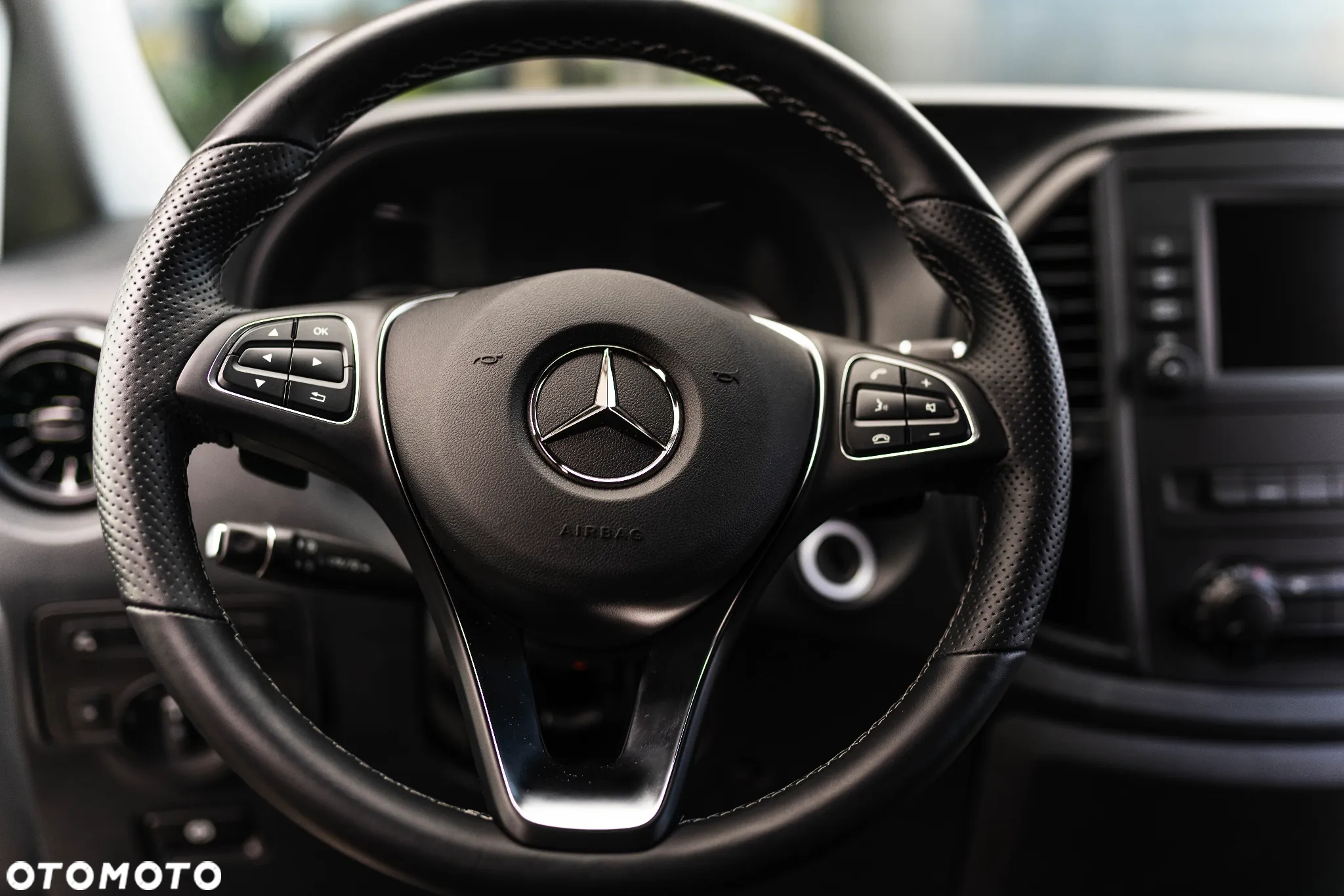 Mercedes-Benz eVito - 12