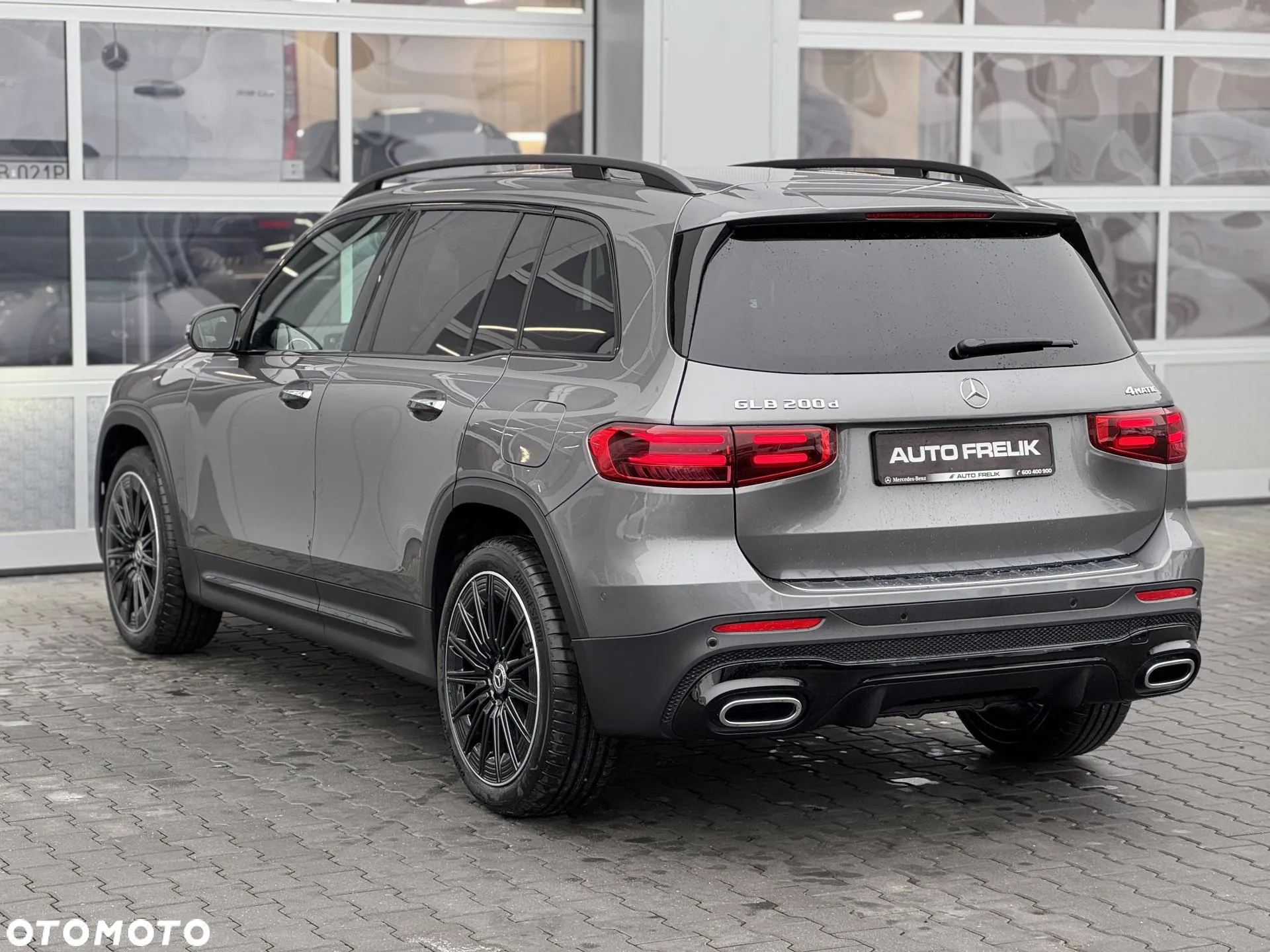 Mercedes-Benz GLB 200 d 4-Matic AMG Line 8G-DCT - 11